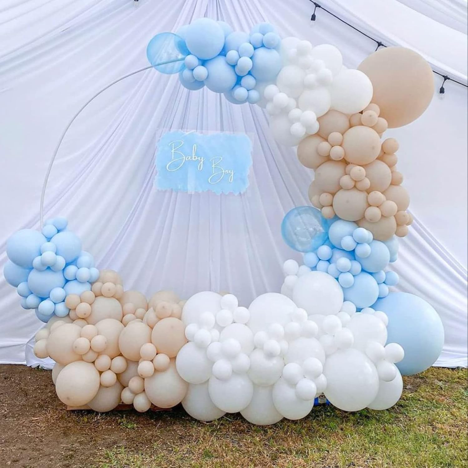 130 White Balloons