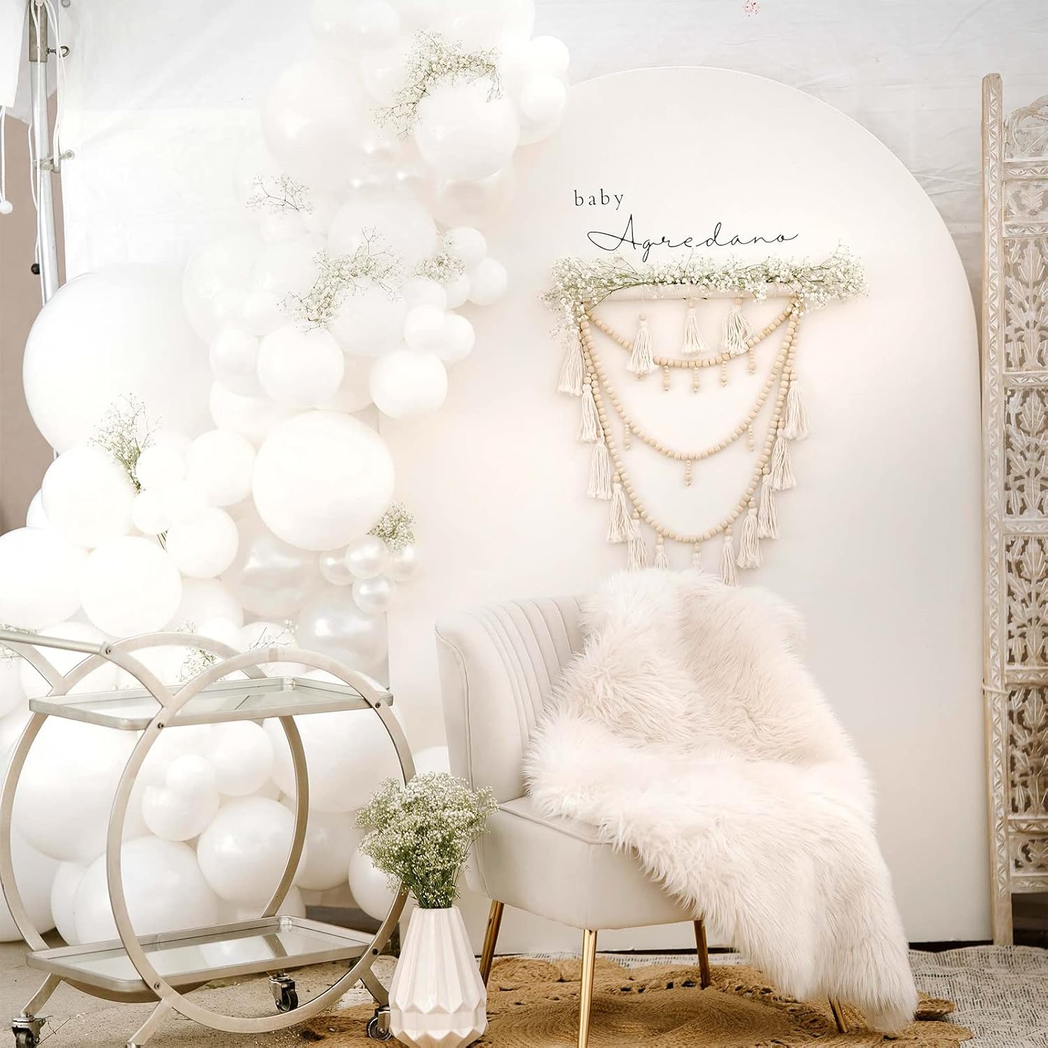 130 White Balloons