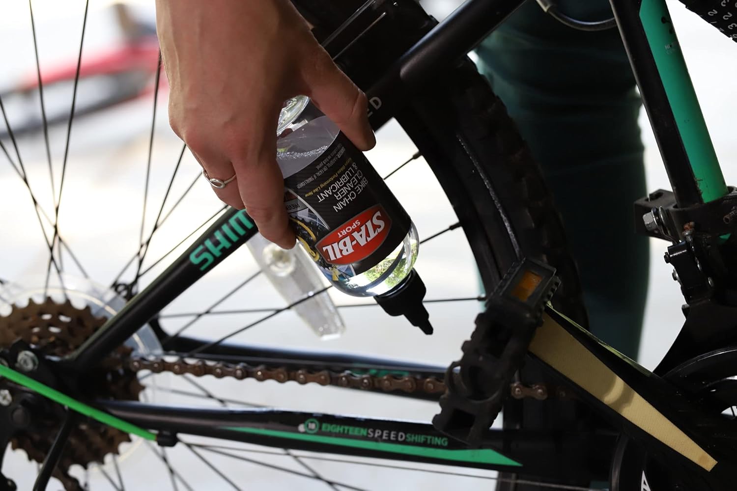 Bicycle Chain Cleaner & Lubricant