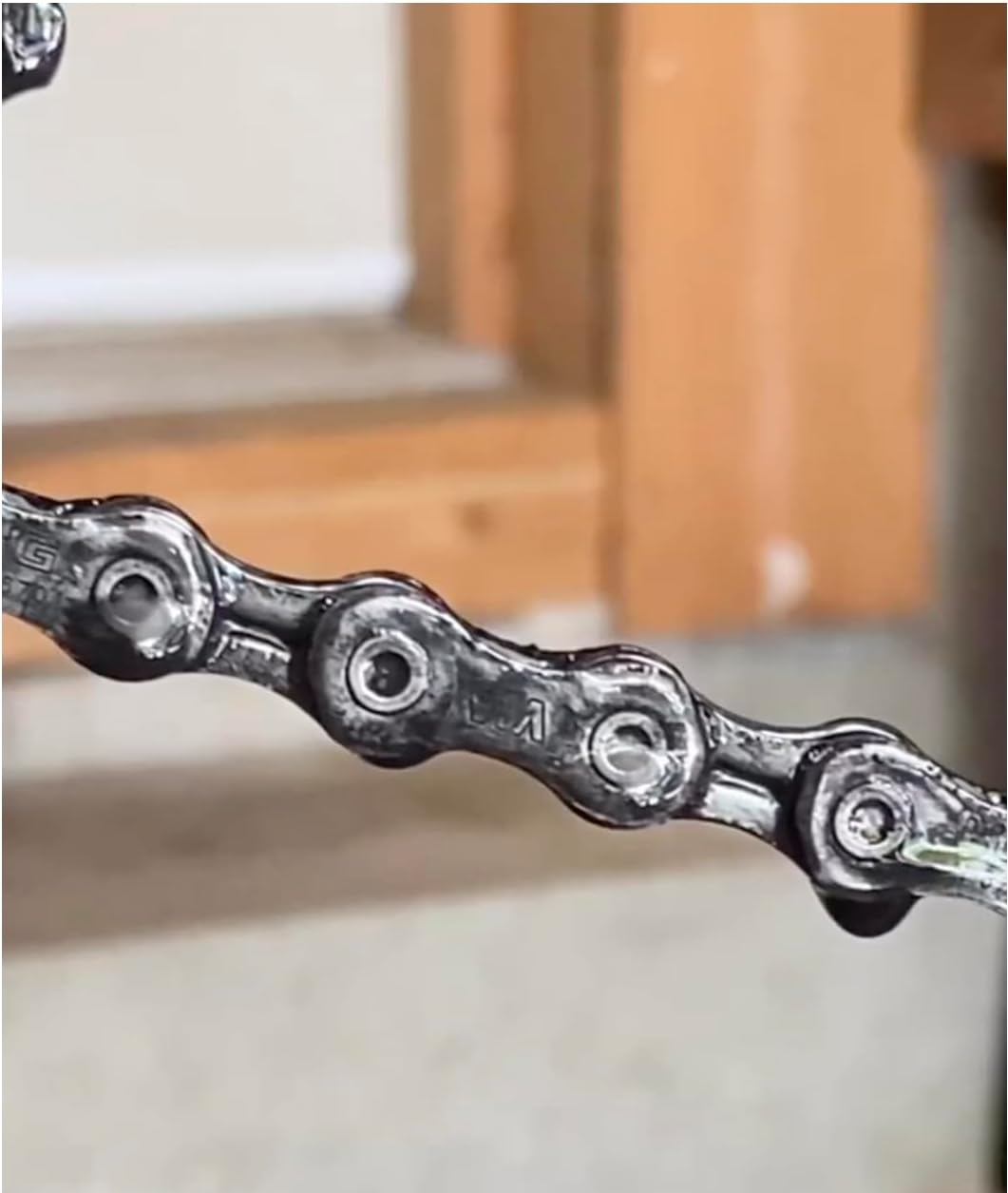 Professional Bicycle Chain Stripper
