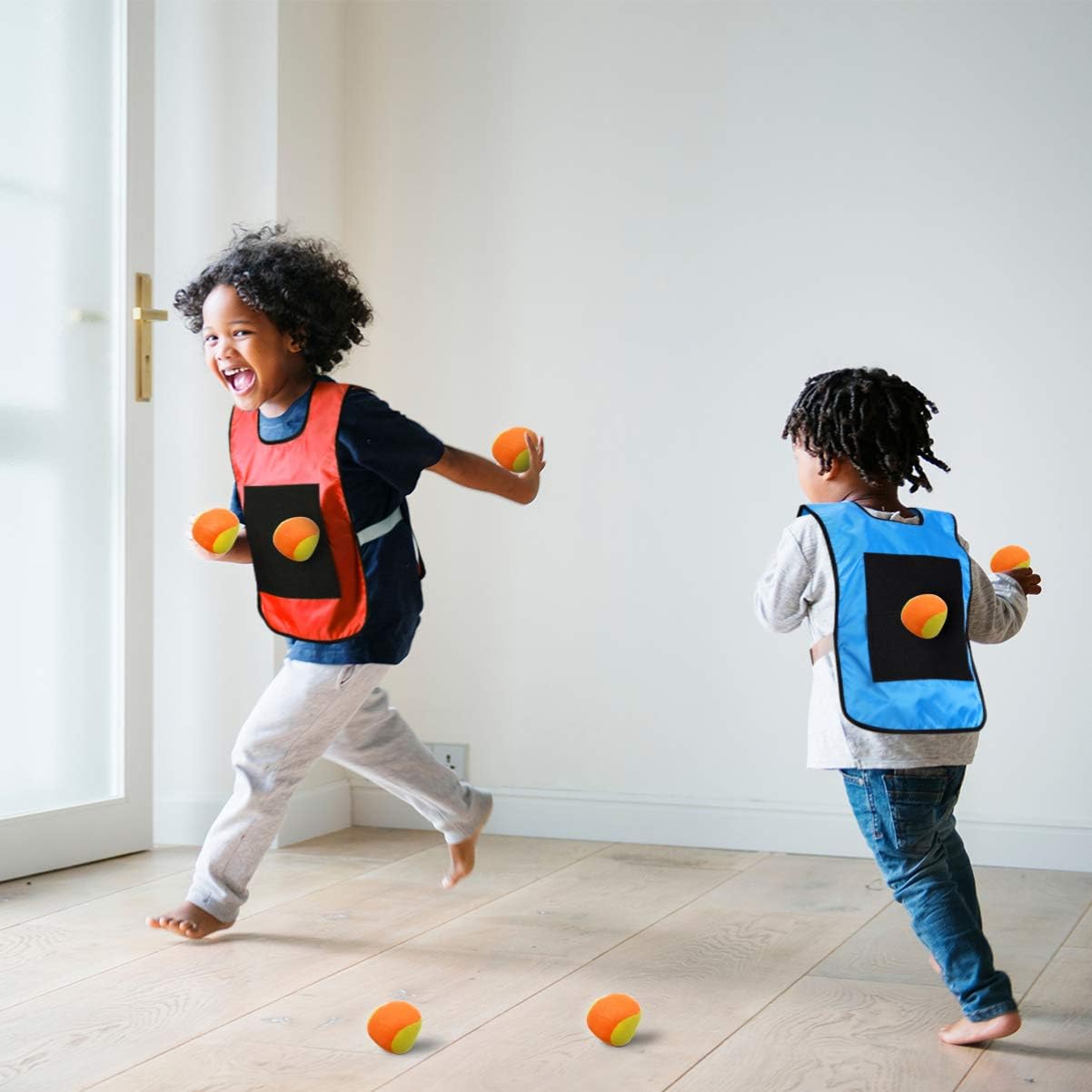 Sports Dodgeball Game Vest Set, 2 Vests & 10 Balls