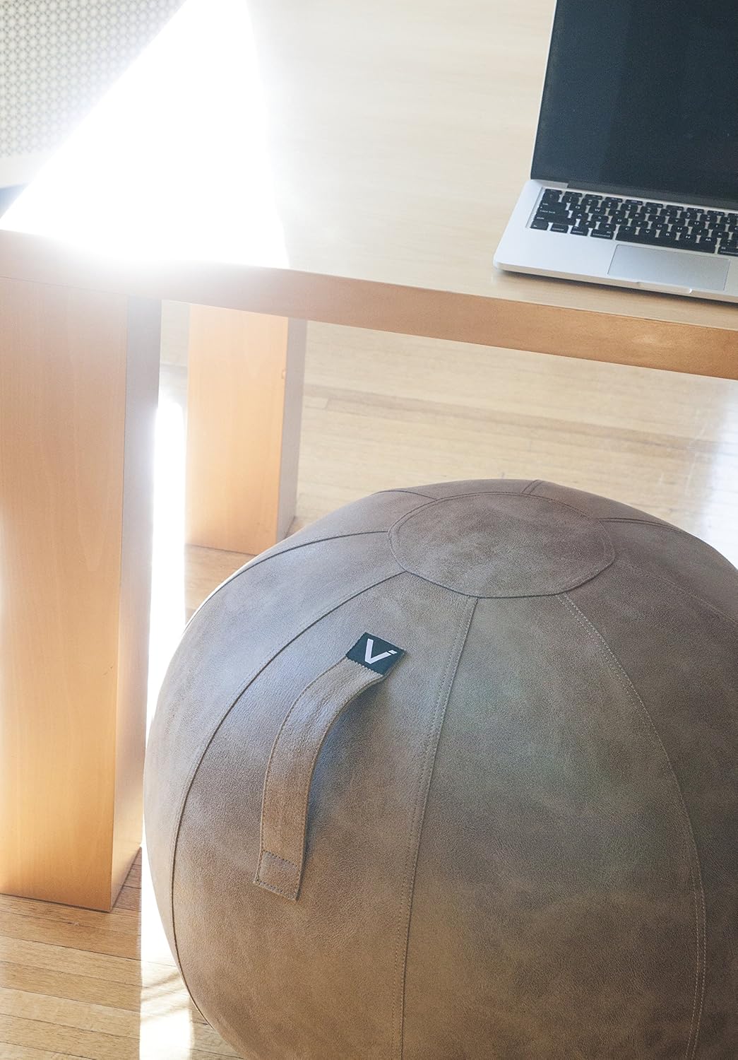 Vivora Luno Self-Standing Ball Chair