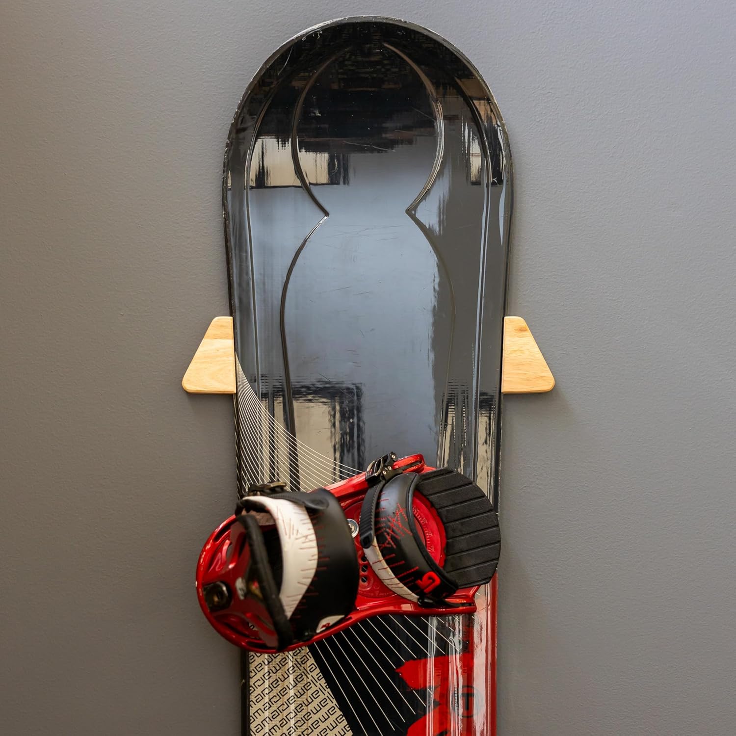 Adjustable Size Wooden Snowboard Rack Solid Wood