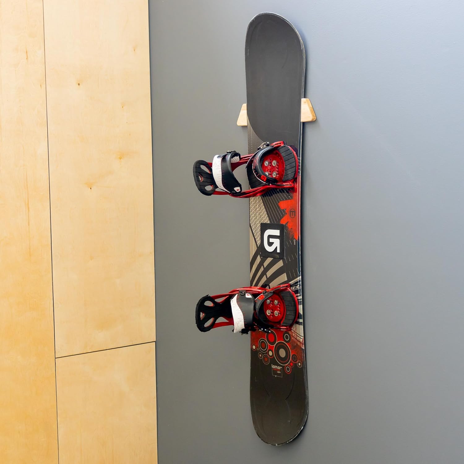 Adjustable Size Wooden Snowboard Rack Solid Wood