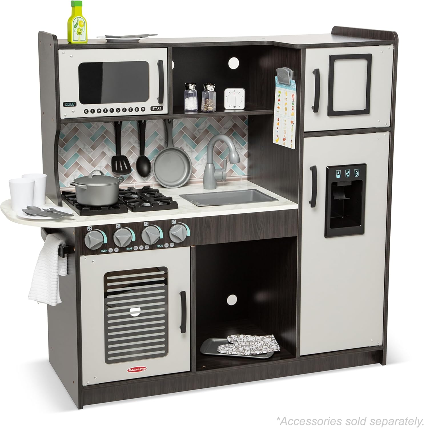Wooden Chef Kitchen with Ice Cube Dispenser