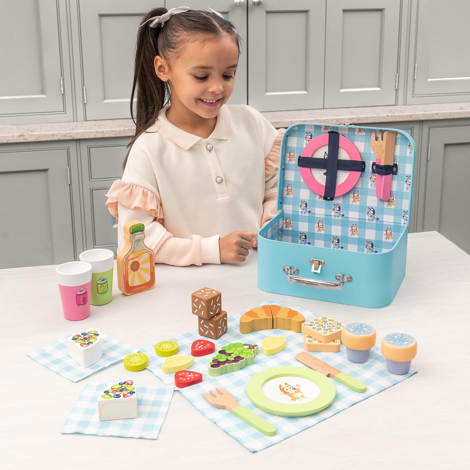 30 Pack Picnic Basket Set