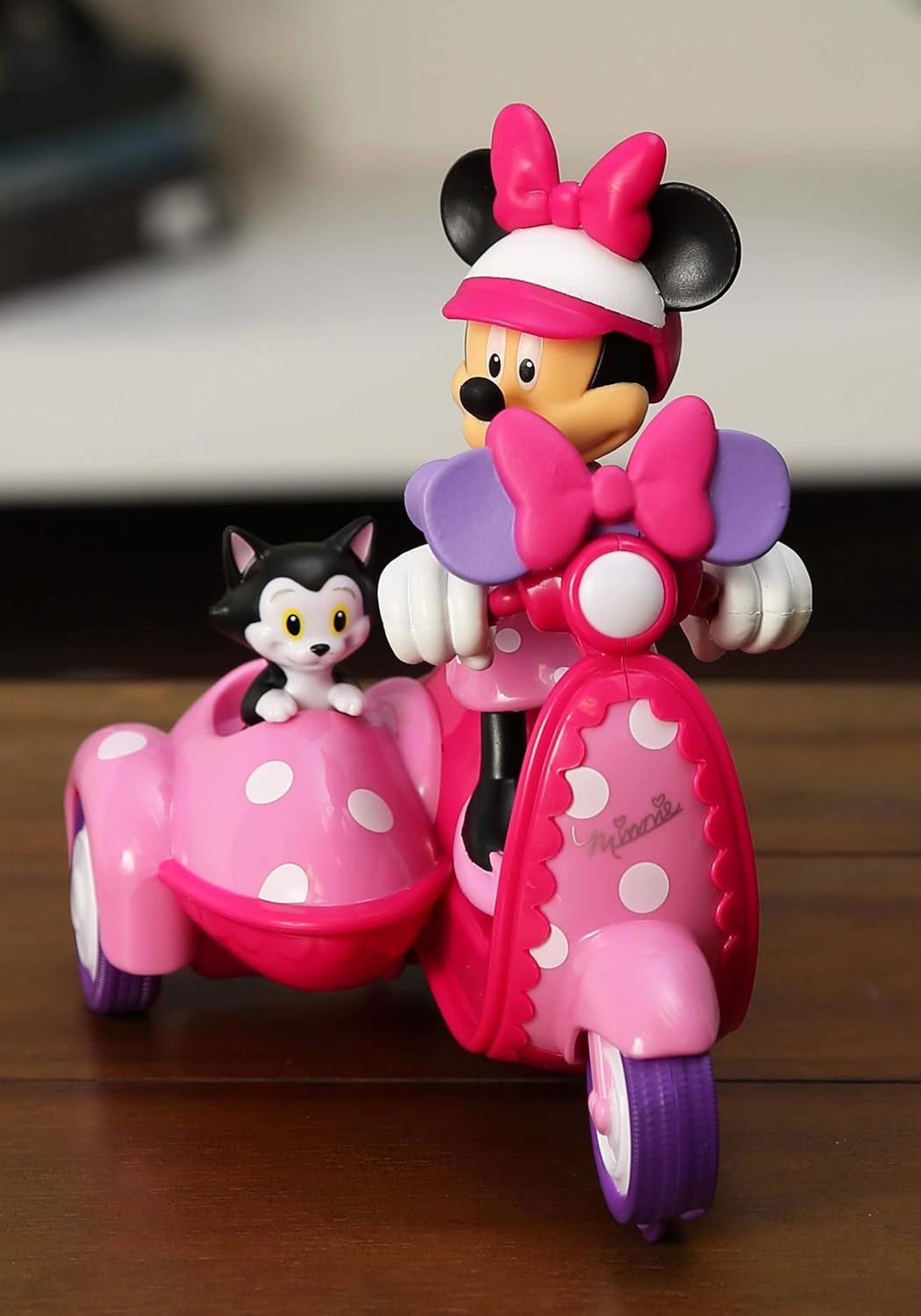 Minnie R/C Scooter