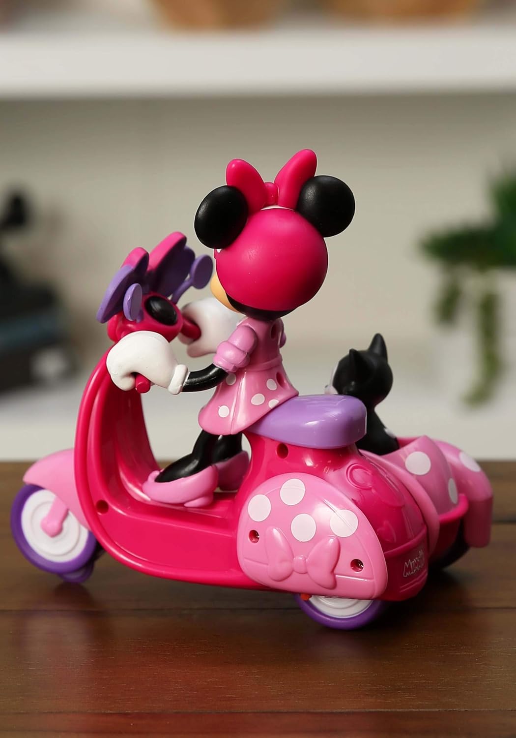 Minnie R/C Scooter