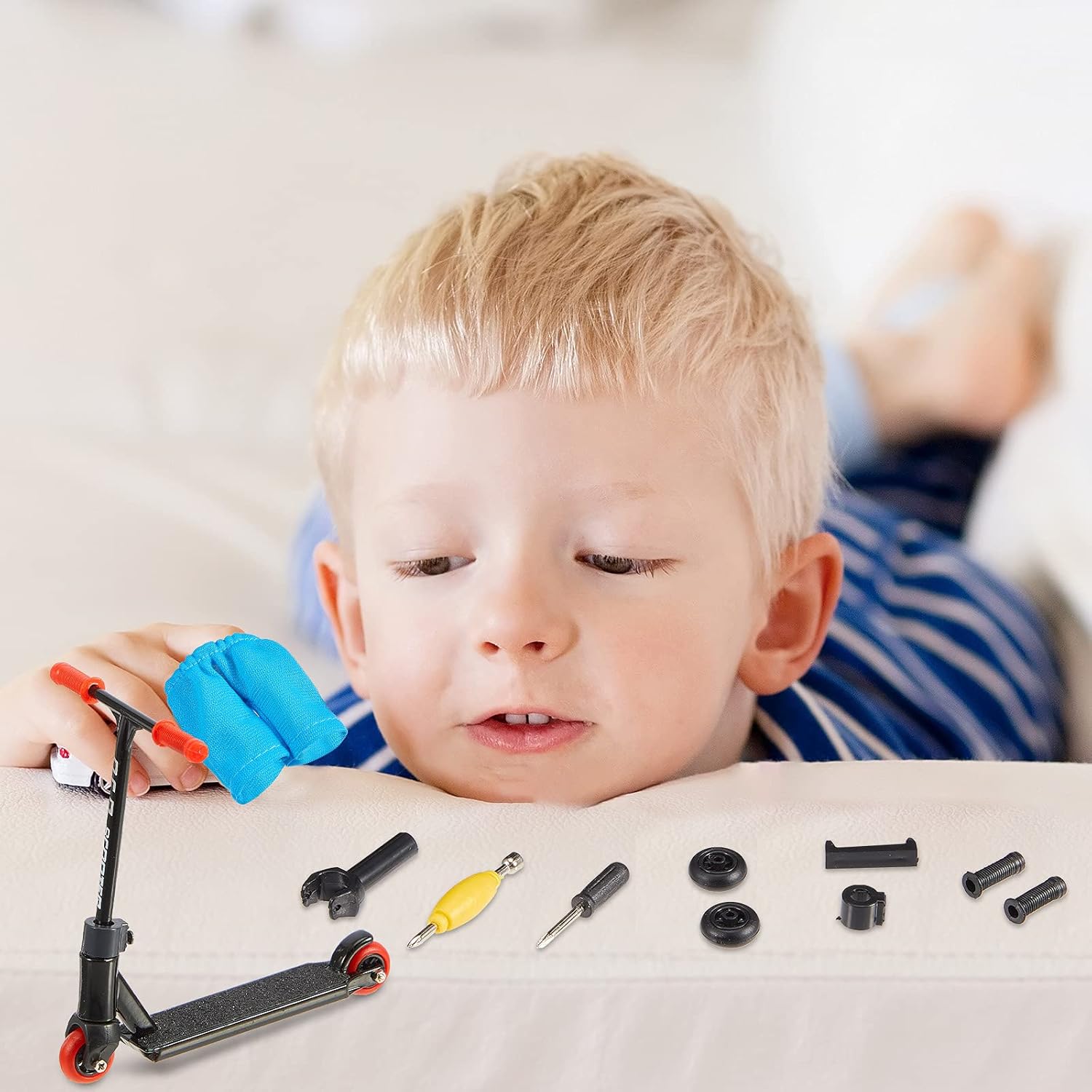 Finger Scooter Set with Tools