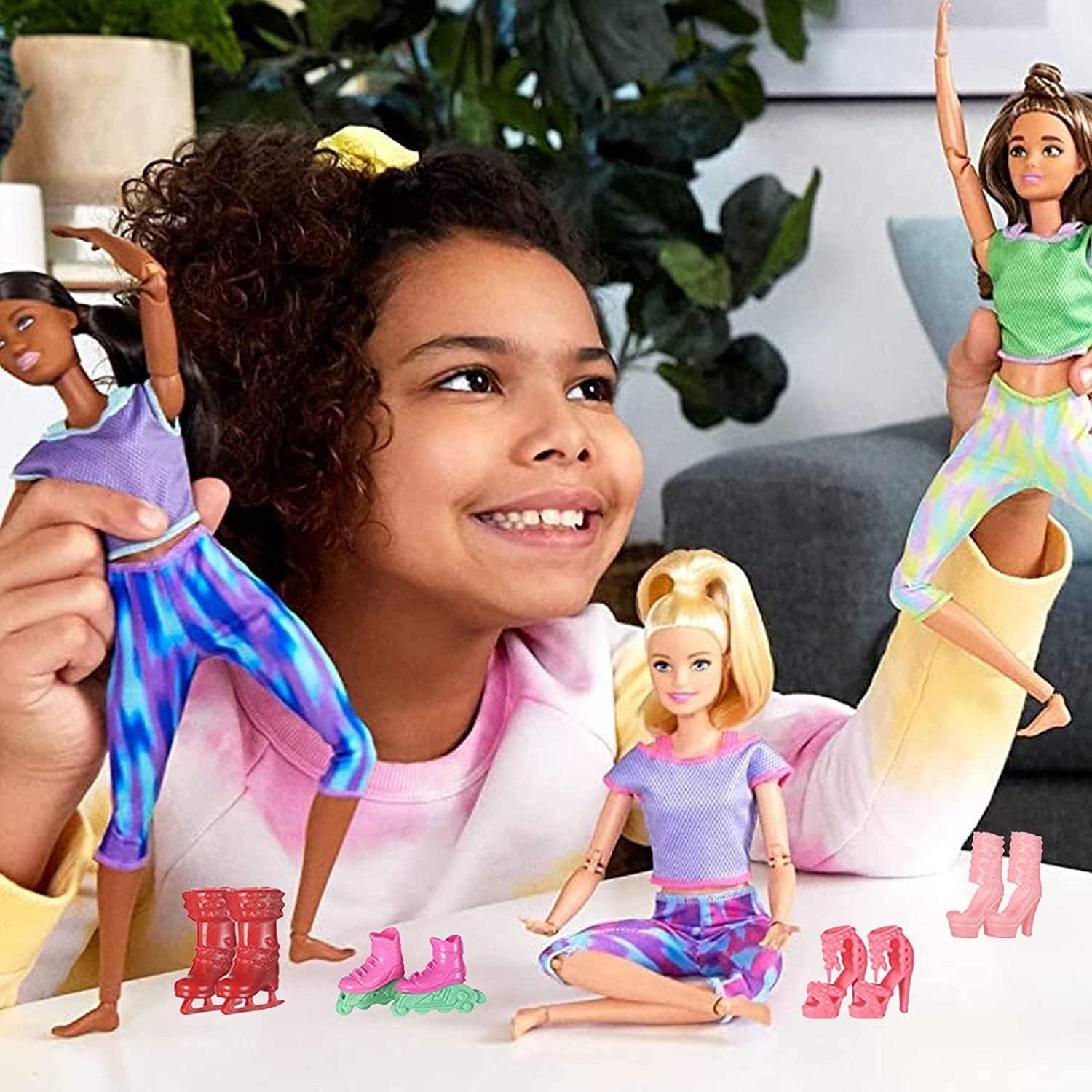 30 Pairs of Shoes for Barbie