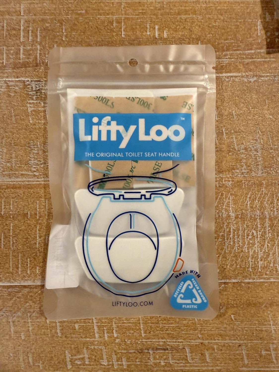 Lifty Loo Toilet Seat Handle - Lift more, reduce mess - Easy to use 2-piece set in white