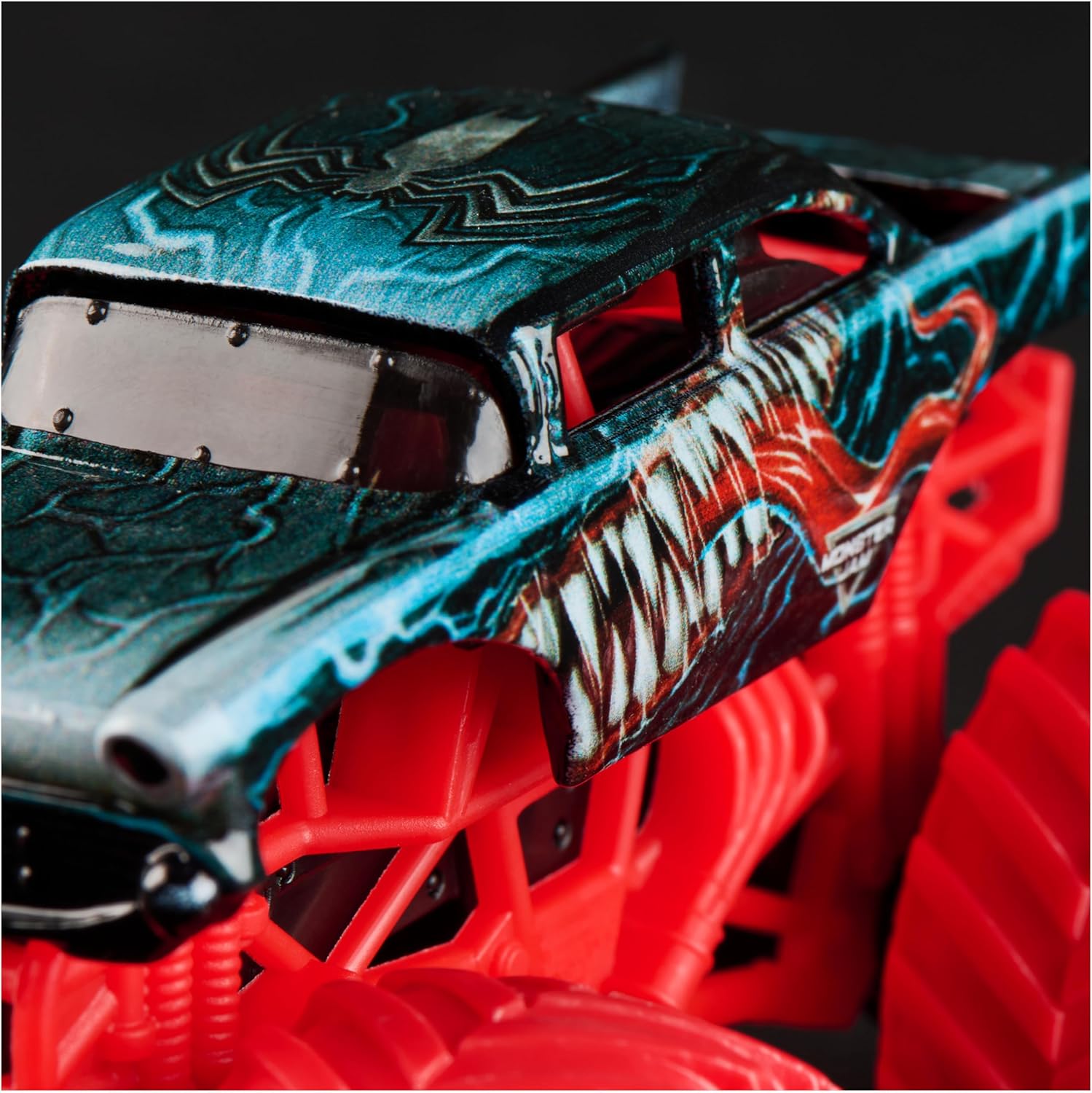 1:64 Scale Marvel Venom Truck