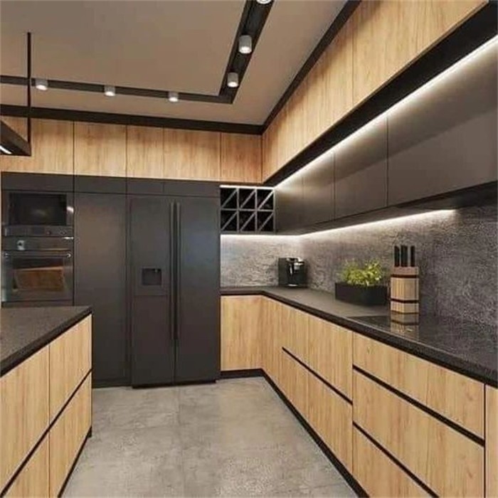 Custom Kitchen Cabinet