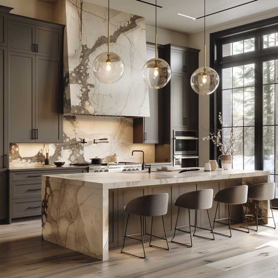 Custom Kitchen Cabinet