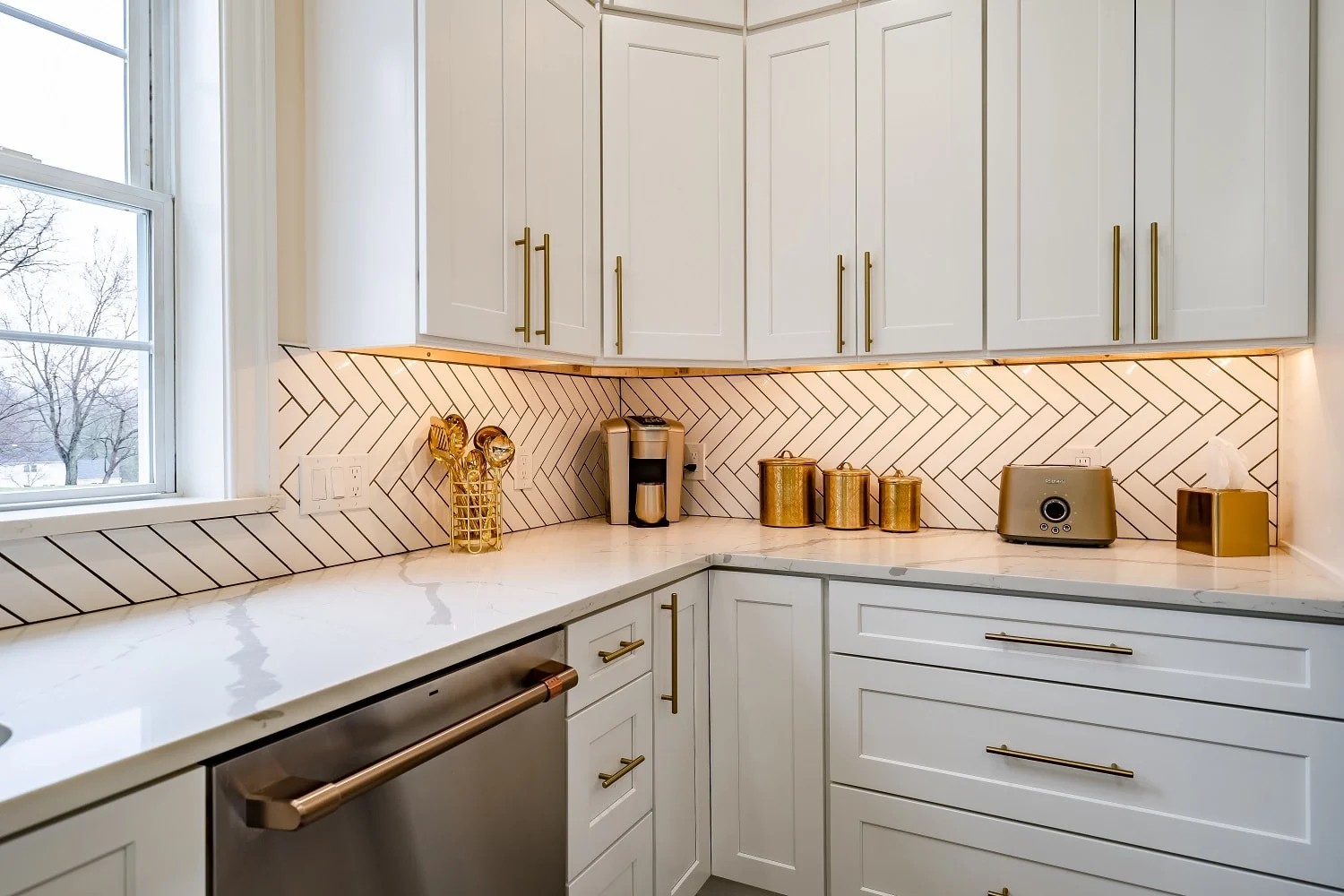 Custom Kitchen Cabinet