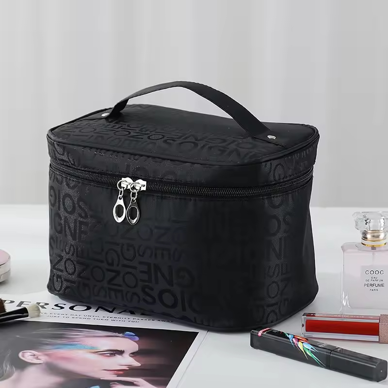 Cheap-Wholesale-Large-Capacity-Nylon-Portable-Toiletry.jpg Nylon Toiletry Bag
