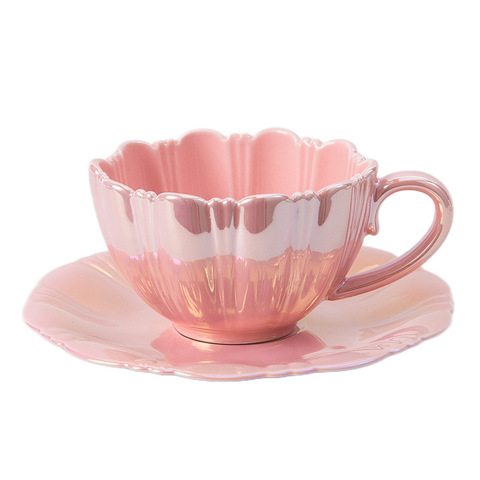Creative Chic Tea Set
