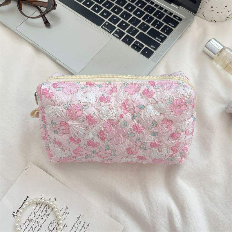 Female Makeup Organizer Bag