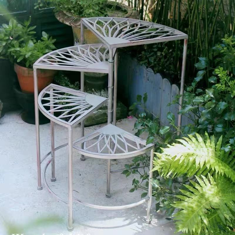 Corner Metal Plant Rack