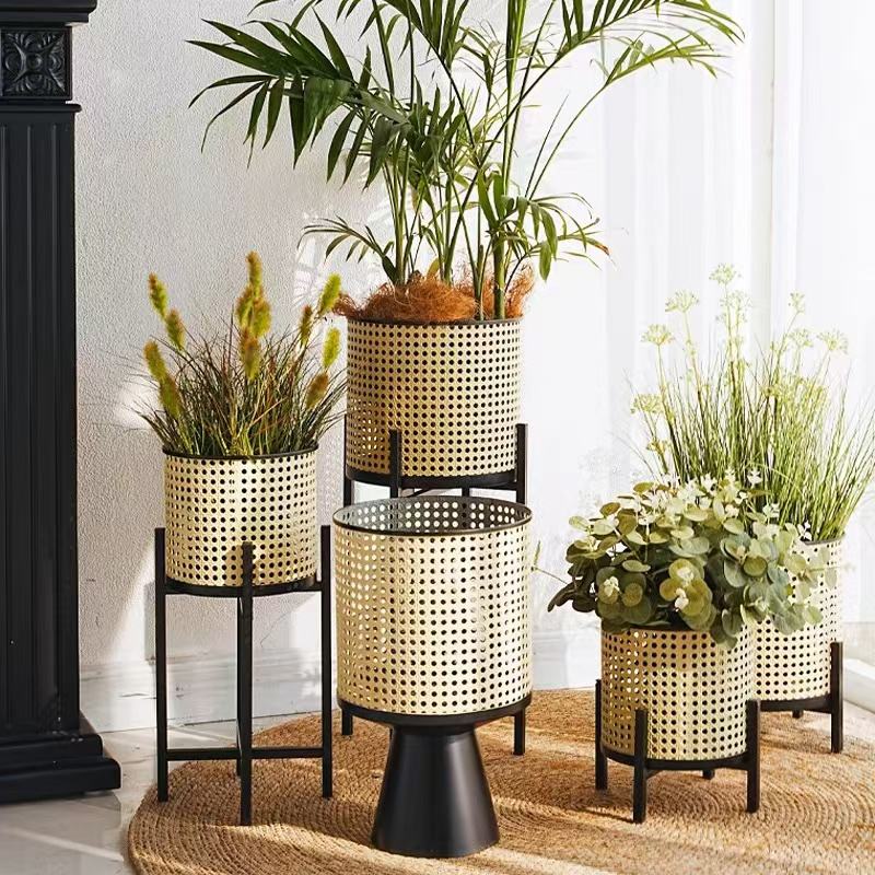 Modern-Metal-Flower-Rack-Indoor-Living-Room.jpg Metal Plant Rack