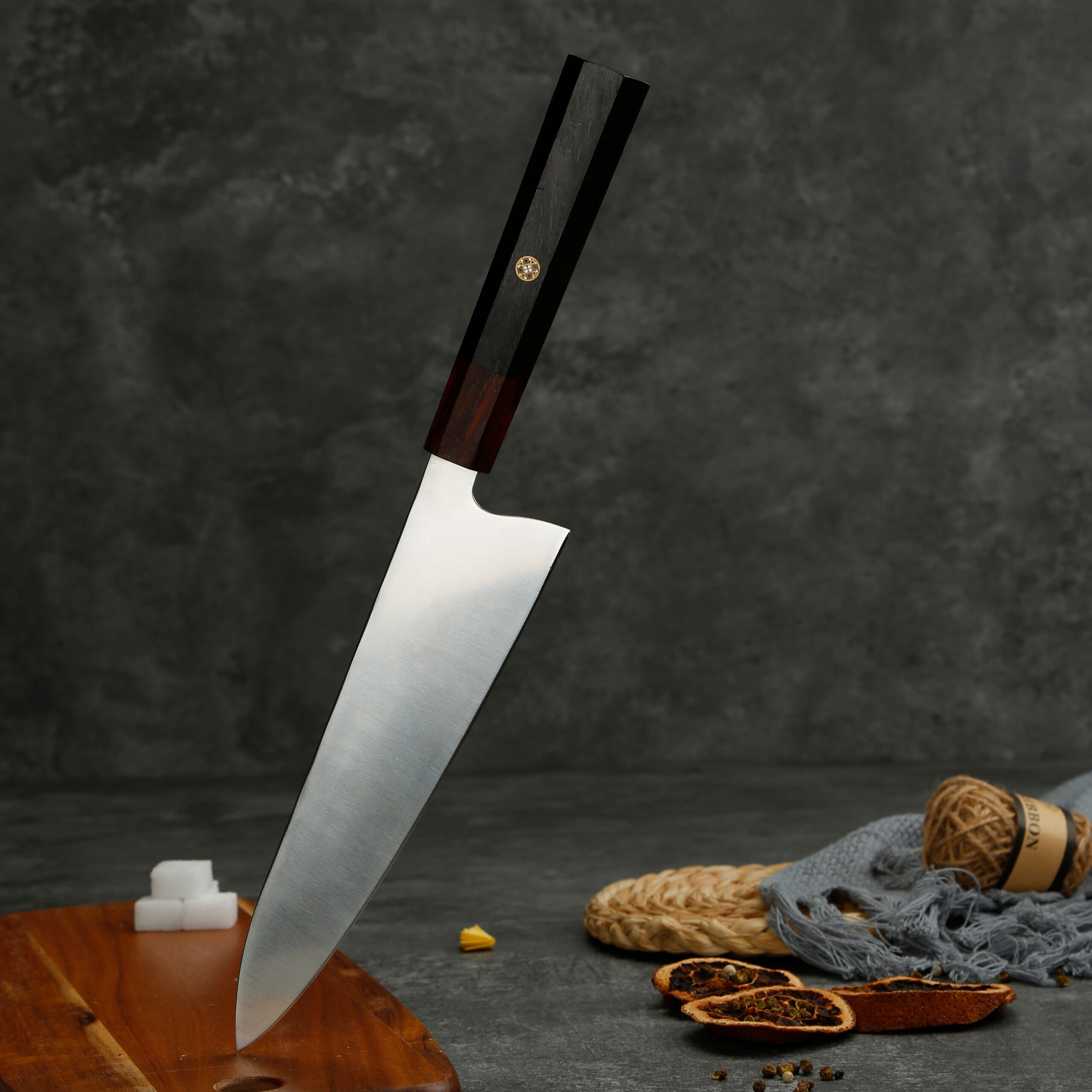 8-Inch Stainless Steel Kitchen Slicing Knife with Wooden Handle
