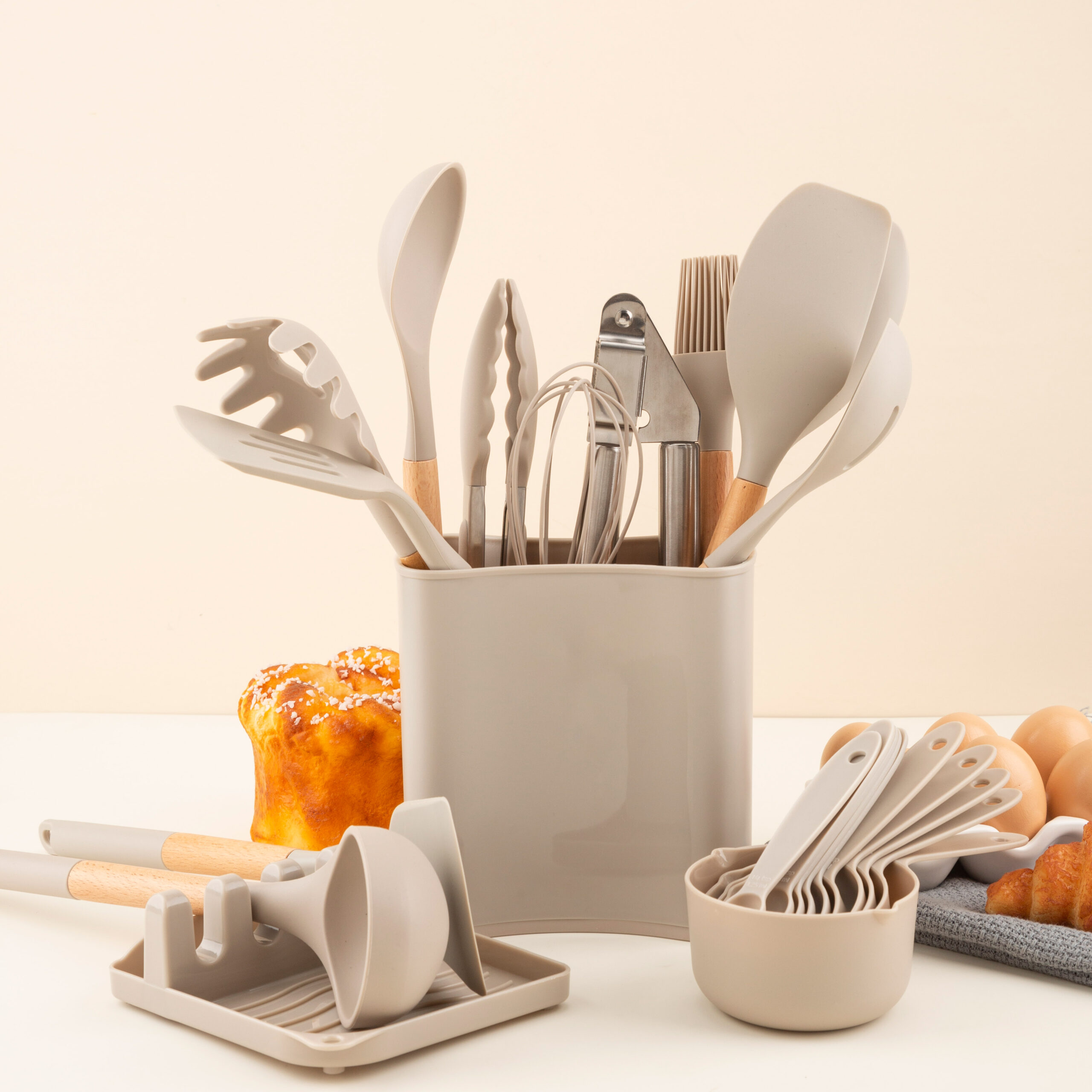 Wood Grain Look Heat Proof Non Stick Silicone Set