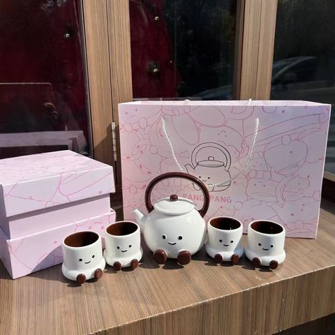 M-Hand-Pinch-Feet-Ceramic-Coffee-Cup.jpg_480x480.jpg Dual Function Rainfall and Massage Water Saving Shower Head