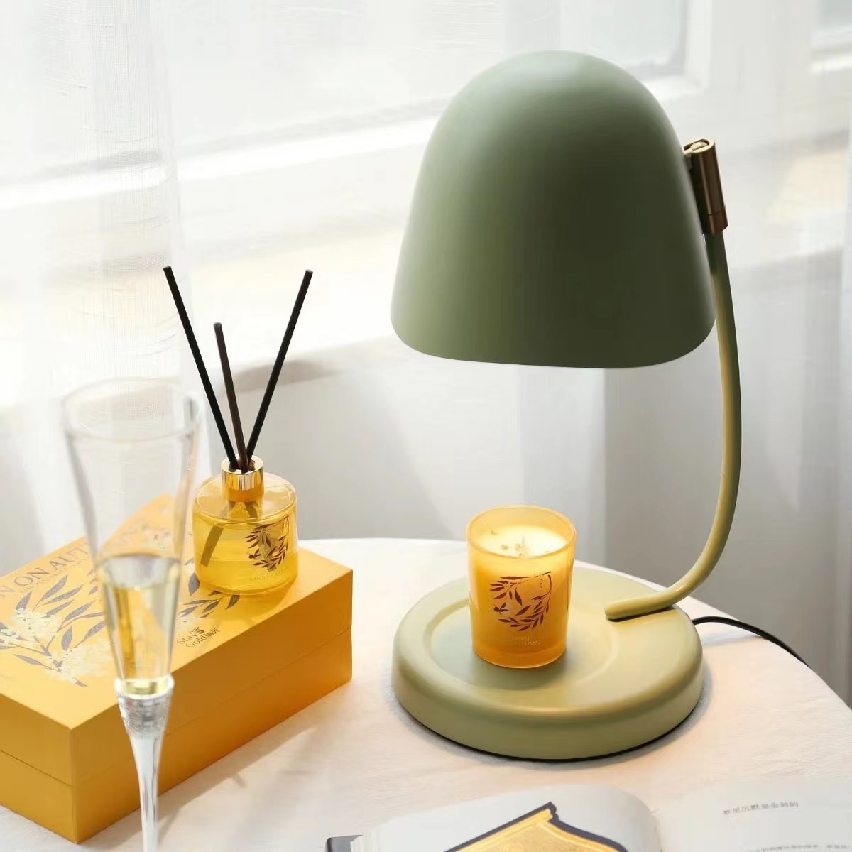Tabletop Fragrance Candle Lamp